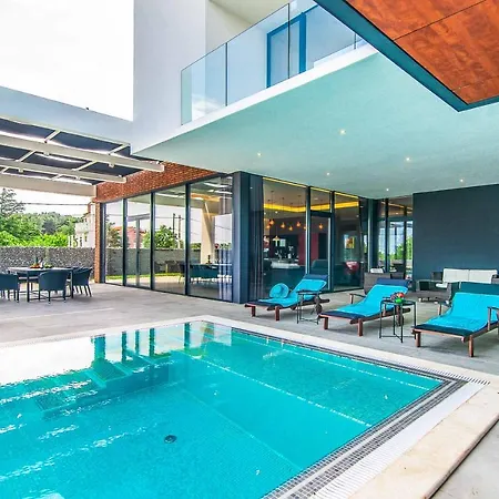 Villa Istria Deluxe Ii *