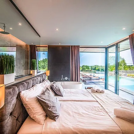 Istria Deluxe Ii Villa *